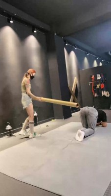 图片[11]_【冰诺】运动女神-狗笼囚禁/虐打贱狗/骑马_绳缚吧