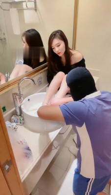 图片[2]_【木子大大】伺候洗脚/高跟碾压踩/圣水淋浴_绳缚吧