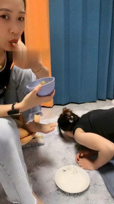 图片[2]_【伊晨】开发抖M闺蜜下跪做狗【下】_绳缚吧