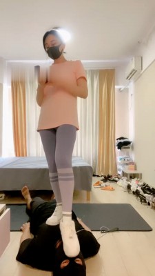 图片[7]_【小妮】暴虐废物/耳光/踹狗脸/全体重踩踏_绳缚吧
