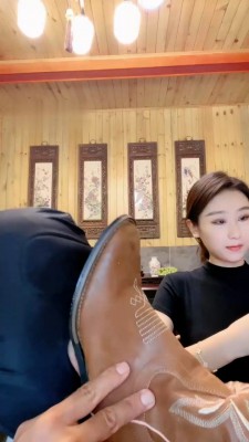 图片[2]_【沅芷大人】监督贱狗清理脏鞋底_绳缚吧
