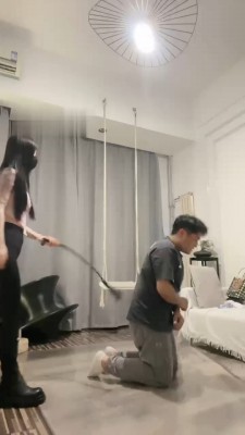 图片[2]_【伊楠】车模女神踢踹贱奴【完整版】_绳缚吧