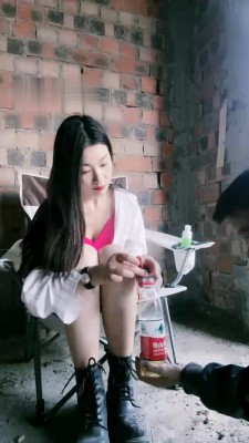 图片[5]_【宸宸】户外工地处刑-舔超脏鞋底/踩踏喂食/吃泥土_绳缚吧