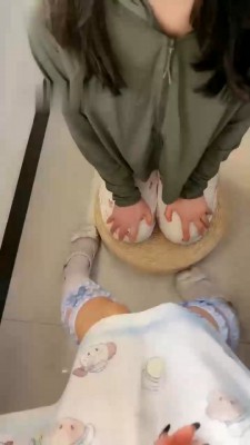 【小痴大人】开发下/流的素人老师【完整版】_绳缚吧