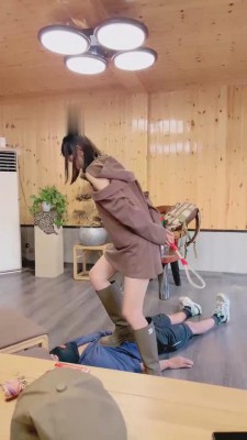 图片[8]_【沅芷大人】长靴S-超重度鞭打专场【双视角完整版】_绳缚吧