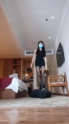 图片[5]_【00小主十言】黑丝马丁靴S-碾压/踩踏/骑马/捆绑踢踹_绳缚吧
