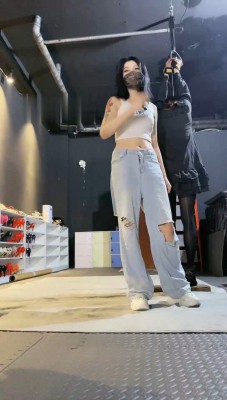 图片[3]_【冰诺】健身女神吊绑奴鞭打专场_绳缚吧