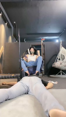 图片[7]_【冰诺】长靴高跟全体重踩地毯狗_绳缚吧
