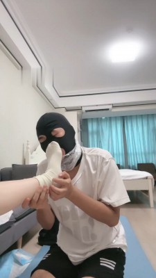 图片[4]_【不期而遇】气味训练-闻臭袜子/清理鞋底_绳缚吧