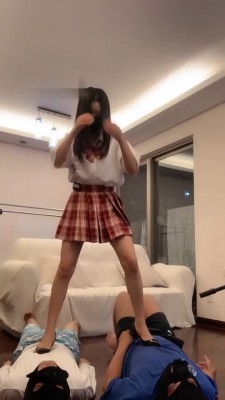 图片[8]_【宝爷】JK学院风-踩踏/圣水/恋足舔_绳缚吧