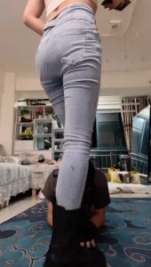 【绝美兔女王】性感主播S-短靴白袜气味辱_绳缚吧