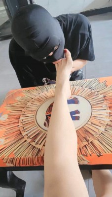 图片[5]_【苏西】马丁鞋虐废狗-踩踏/坐垫碾头/跺狗爪_绳缚吧