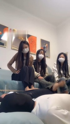 图片[6]_【精神小妹】3素人学生主-深夜裸足踩狗_绳缚吧