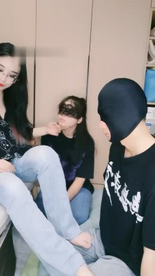 【小羊】夫妻奴下跪伺候/奴下奴_绳缚吧