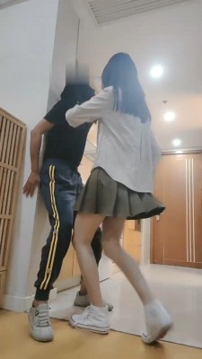 图片[3]_【丫丫啊】小白鞋白袜重度提档/暴踩_绳缚吧