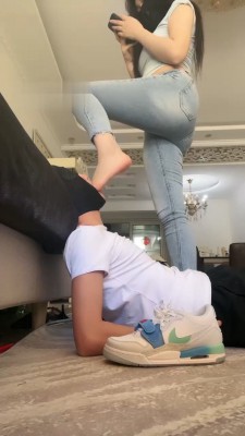 图片[7]_【小x大王】臀部诱惑/运动鞋白袜气味辱_绳缚吧