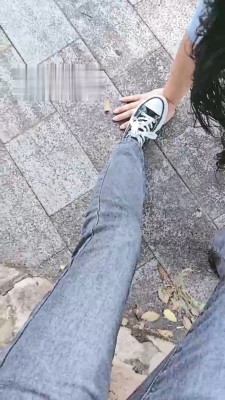 图片[2]_【奶味小仙女】户外帆布鞋蓝色棉袜踩狗_绳缚吧