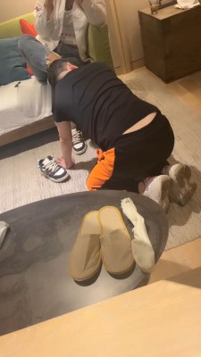 图片[2]_【做你后妈】偷看闺蜜玩狗奴【中下合集】_绳缚吧