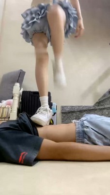 图片[3]_【香菜】女神范-白袜白鞋气味羞辱/踩脚垫/嘴洗白袜_绳缚吧