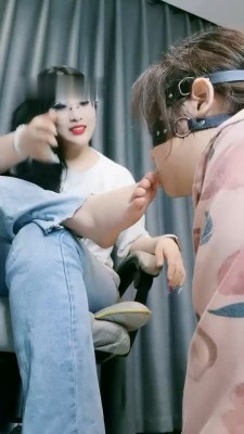 图片[3]_【小羊】母畜品尝原味裸足【上】_绳缚吧