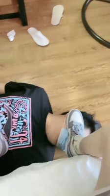 图片[9]_【月哥】物化人体座椅/踩踏/脚插嘴_绳缚吧