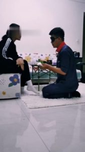 【徐婉琪】袜子泡圣水/耳光/内裤套头/圈养狗笼_绳缚吧