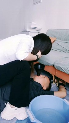 图片[3]_【郡主大大】强制喂圣水口水/伺候洗脚【双视角版】_绳缚吧