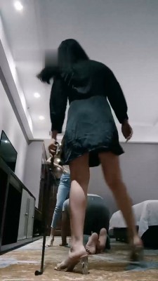 图片[2]_【多多】双S-骑马骑脖子/踩脖子/圣水羞辱_绳缚吧