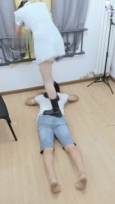 图片[6]_【朱迪女王】双S-皮鞋踩踏踢踹【双视角版】_绳缚吧