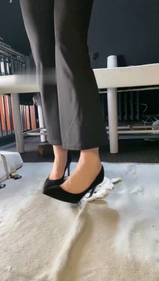 图片[8]_【冰诺】重度全体重踩踏地毯_绳缚吧