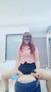 【灵凌】运动鞋白棉袜踩虐辱_绳缚吧