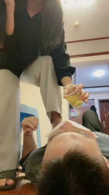图片[11]_【悦主大大】踩狗头/舔长靴黑丝/喝圣水_绳缚吧
