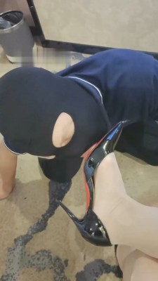 图片[4]_【芊兮殿下】银行女职员虐客户【上】_绳缚吧