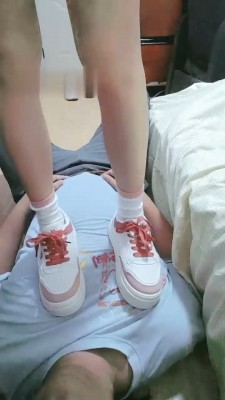 图片[8]_【奶味小仙女】洛丽塔白袜猛踩狗脸_绳缚吧