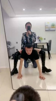 图片[2]_【沐阳大小姐】镜前羞辱-长靴S骑马/闻舔白袜裸足_绳缚吧