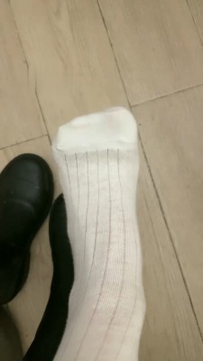 图片[5]_【陈墨瞳】偷闻袜子被发现后_绳缚吧