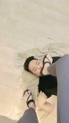 图片[2]_【嘉妮S】双S深夜虐-闻舔脏鞋棉袜/碾压踩【三视角版】_绳缚吧