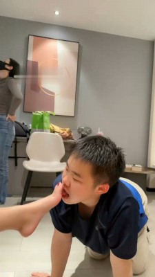 图片[2]_【尤物大大】素人3S-混合圣水享受-袜子塞嘴_绳缚吧