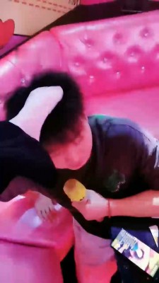 图片[9]_【璎珞】KTV抓住素人当众虐成狗_绳缚吧