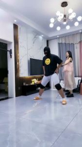 【麋鹿银儿】双S轮流重度提档/掐乳/闻原味棉袜_绳缚吧