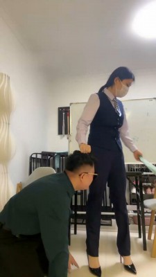 【甜心教主】剧情-房产中介遇到色狼_绳缚吧
