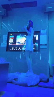 【陈甜女帝】KTV踩踏专场_绳缚吧