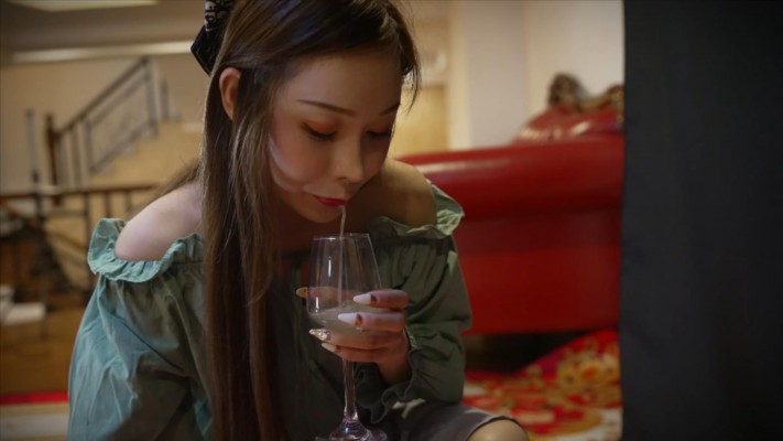 图片[6]_〔Magic︱Mirror 魔镜少女〕—星奈原味白袜伴食物踩踏,强制喂食吸入(上)_绳缚吧
