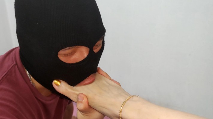 图片[15]_广州小鱼姐姐和婷婷主人哄骗小白弟弟闻脚舔脚，脚喂食_绳缚吧