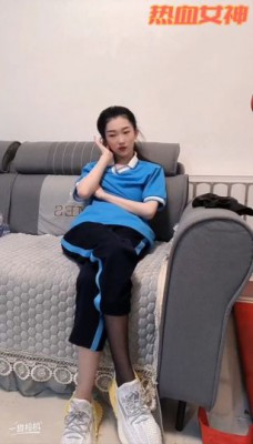 图片[11]_【热血女神】18岁绝美学生s校服女班长课后美脚羞辱你_绳缚吧