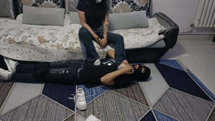 图片[6]_尤尤子女王的恋足场_绳缚吧