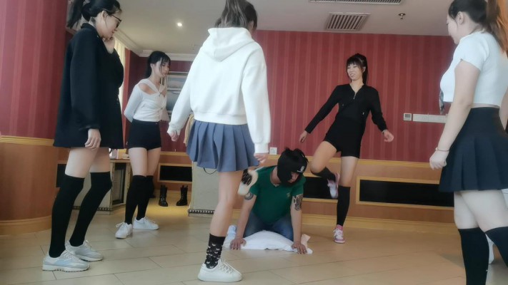 图片[12]_【超级男M】五人多主群脚玩_绳缚吧