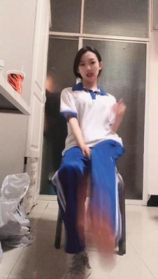 图片[9]_【热血女神】双校园女流氓第一视角POV强制闻臭鞋舔脚蹂躏_绳缚吧