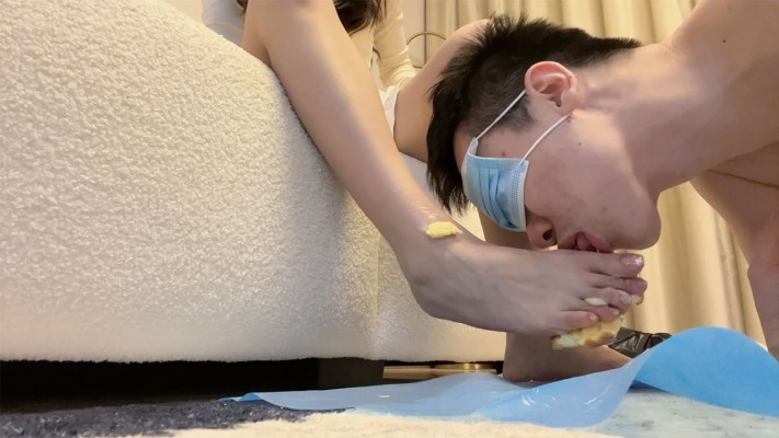 图片[7]_『瞳理心』亦瞳白袜踹脸踩食物喂食口水脚深喉舌头刷脚底_绳缚吧