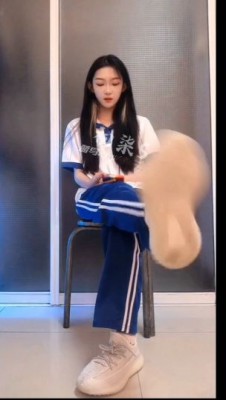图片[11]_【LAPAPA】初柒绝美学生S不良学生妹校服pov语言羞辱_绳缚吧